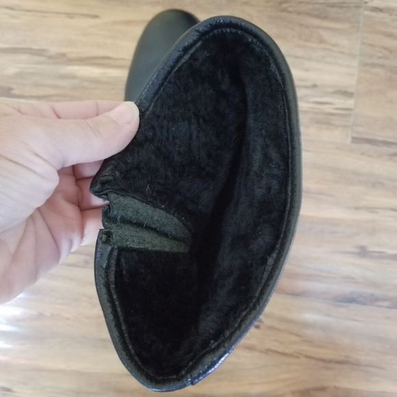 Frye Veronica Shearling Boots - Picture 5 of 16